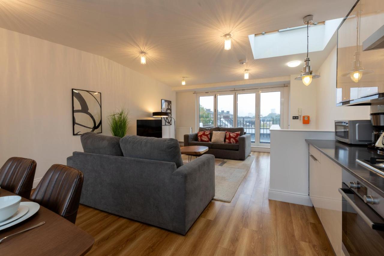 Deluxe Camden Apartment *